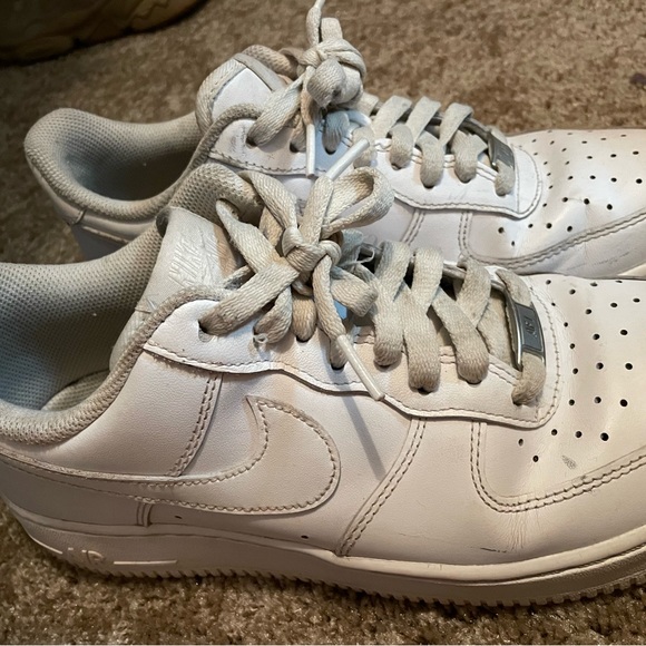 Nike air force 1, white, size 8.5 men’s - Picture 2 of 3